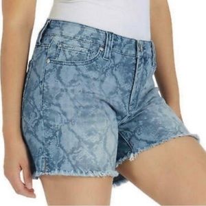 NWT Seven7 Weekend Denim Shorts Snake Print